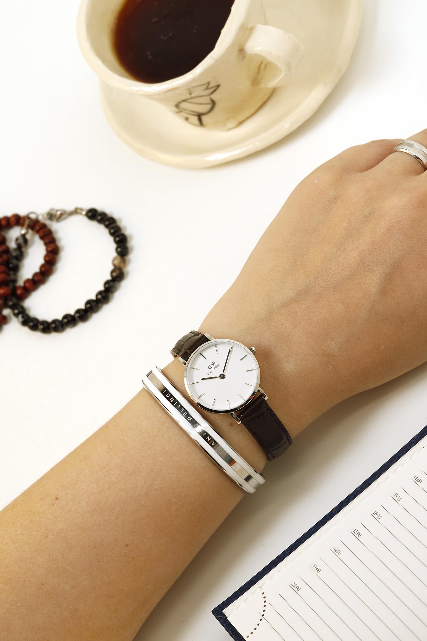  Shop Authentic Daniel Wellington Classic Petite York White Dial Brown Leather Strap Watch For Women - DW00100244 - Luxxuri