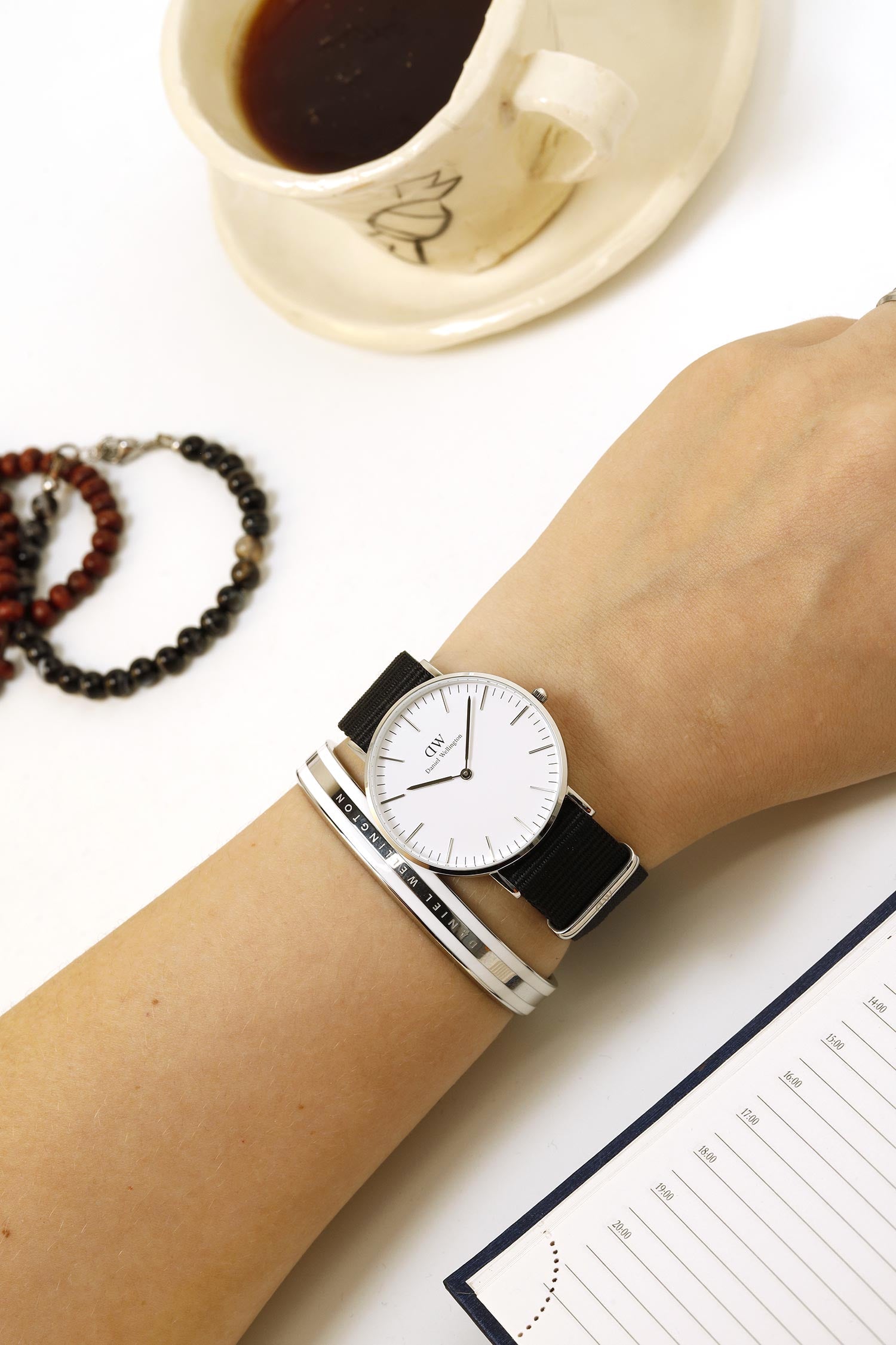  Shop Authentic Daniel Wellington Classic Cornwall White Dial Black Nylon Strap Watch For Men - DW00100260 - Luxxuri