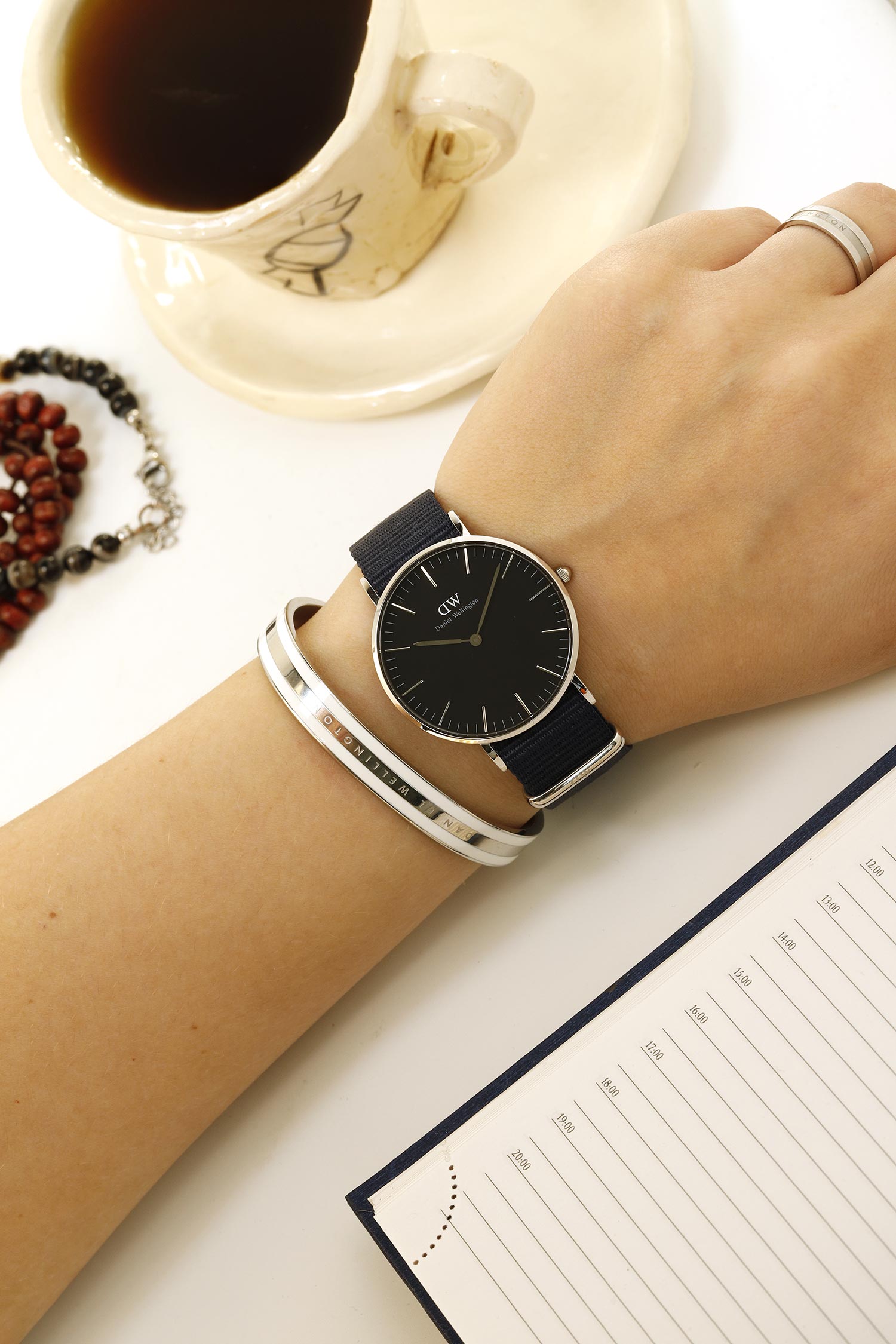  Shop Authentic Daniel Wellington Classic Bayswater Black Dial Black NATO Strap Watch For Women - DW00100282 - Luxxuri