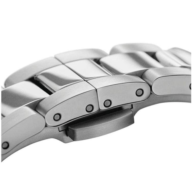  Shop Authentic Daniel Wellington Iconic White Dial Silver Steel Strap Watch For Men - DW00100341 - Luxxuri