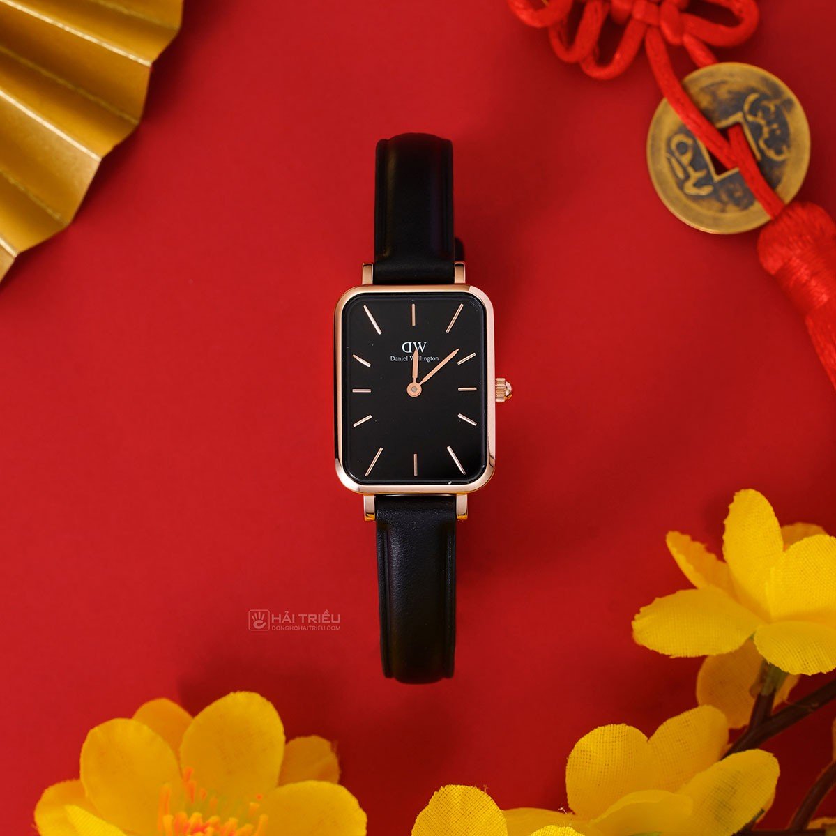  Shop Authentic Daniel Wellington Quadro Sheffield Black Dial Black Leather Strap Watch For Women - DW00100435 - Luxxuri