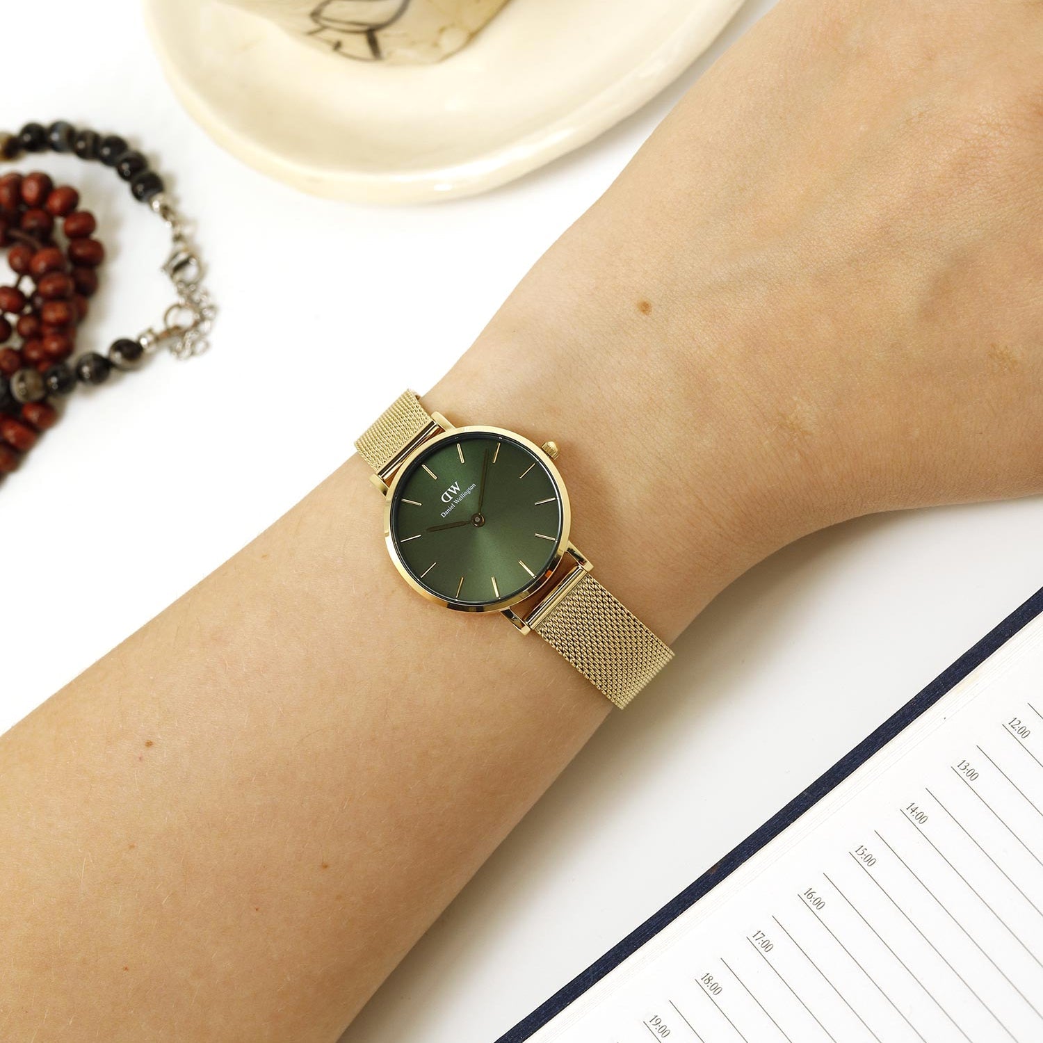  Shop Authentic Daniel Wellington Petite Emerald Green Dial Gold Mesh Strap Watch For Women - DW00100479 - Luxxuri