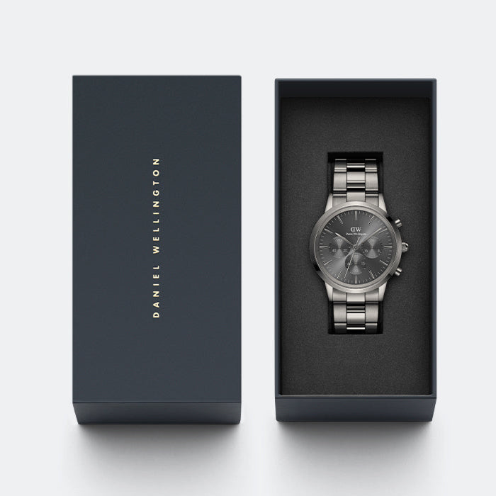  Shop Authentic Daniel Wellington Iconic Link Chronograph Grey Dial Grey Steel Strap Watch for Men - DW00100643 - Luxxuri