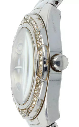 Shop Authentic Guess Luna Diamonds Silver Dial Silver Steel Strap Watch for Women - W0729L1 - Luxxuri