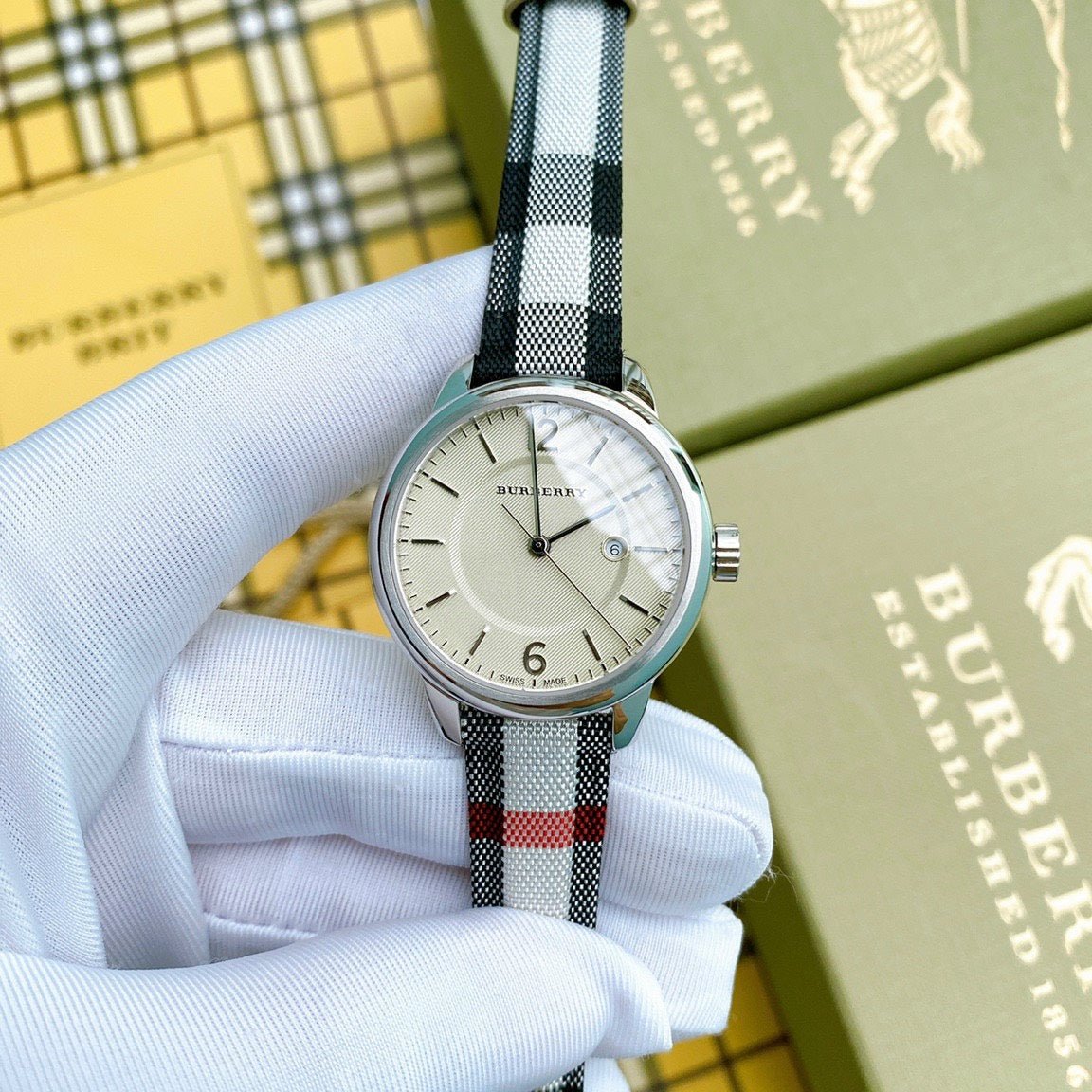 Burberry Classic Stone Silver Dial Horseberry Black Leather Strap Watch for Women - BU10103