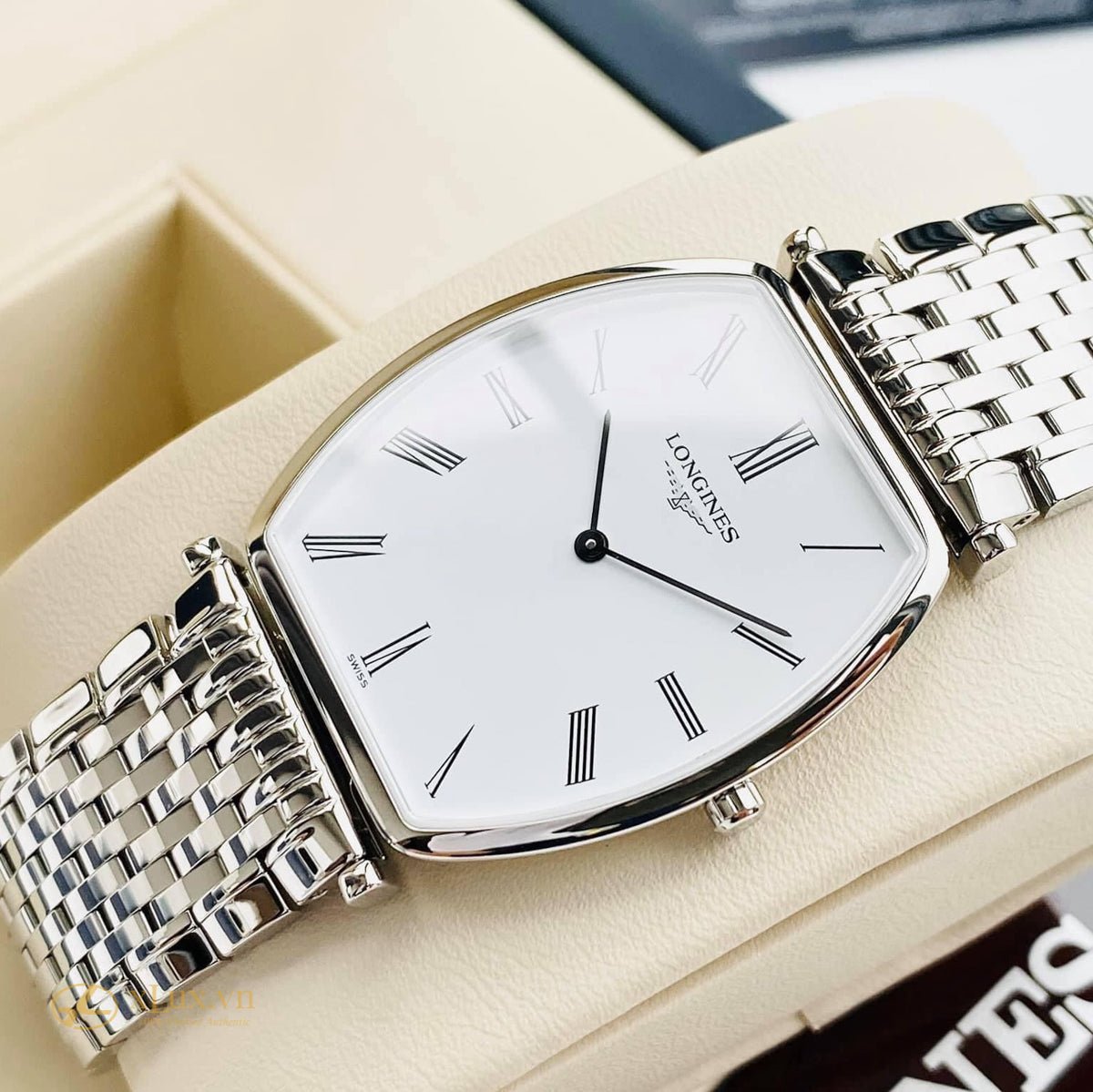  Shop Authentic Longines La Grande Classique de Longines Tonneau White Dial Silver Steel Strap Watch for Women - L4.205.4.11.6 - Luxxuri
