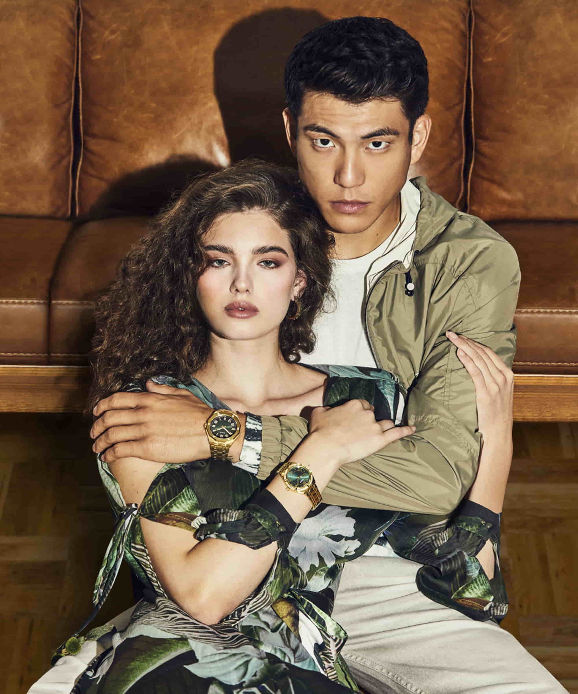  Shop Authentic Guess Cosmo Diamonds Green Dial Gold Steel Strap Watch for Women - GW0033L8 - Luxxuri