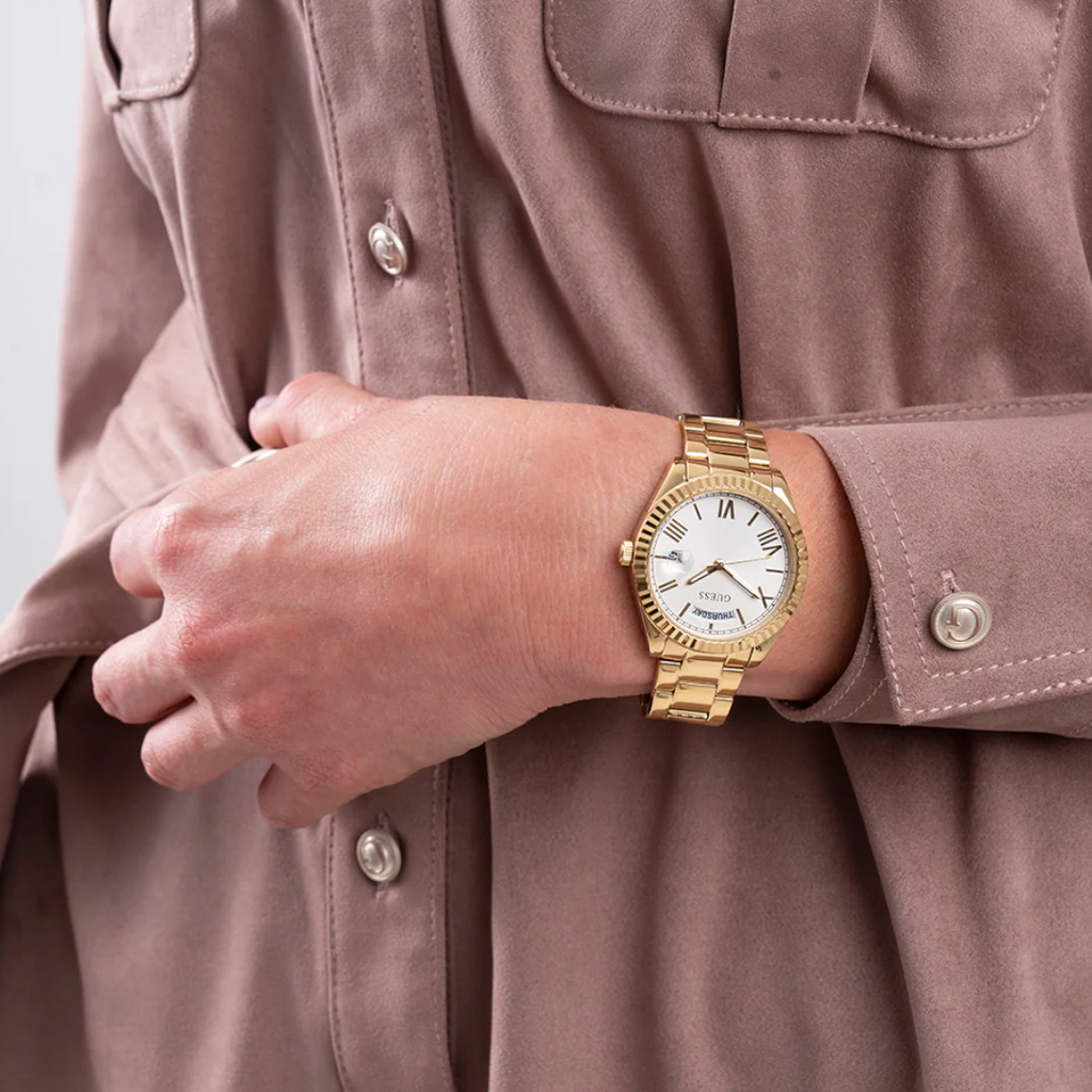  Shop Authentic Guess Luna White Dial Gold Steel Strap Watch for Women - GW0308L2 - Luxxuri