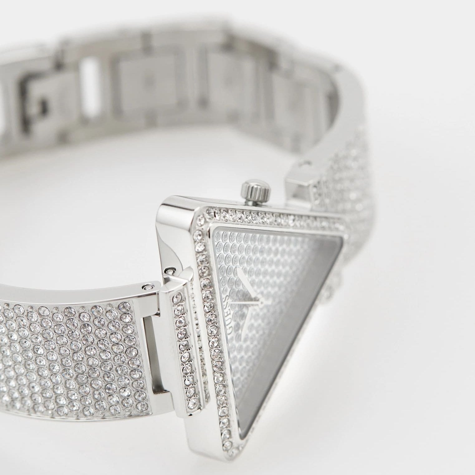  Shop Authentic Guess Fame Quartz Crystals Silver Dial Silver Steel Strap Watch For Women - GW0644L1 - Luxxuri