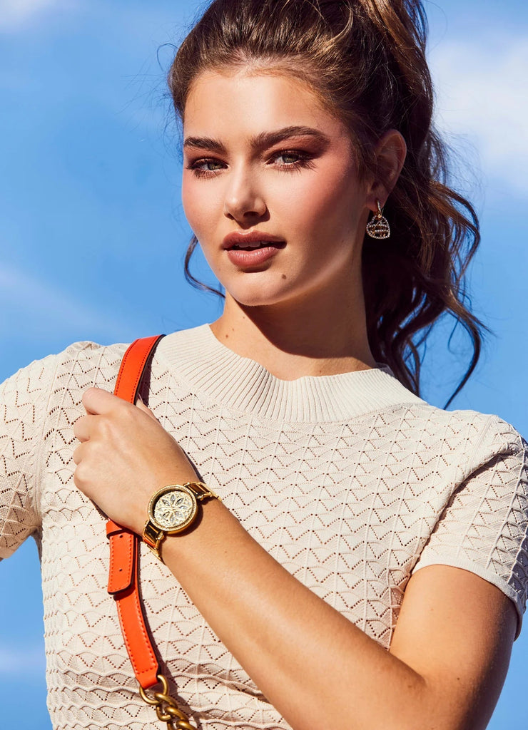  Shop Authentic Guess Lily Quartz Gold Dial Gold Steel Strap Watch For Women - GW0528L2 - Luxxuri