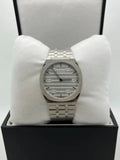  Shop Authentic Gucci 25H Quartz Silver Dial Silver Steel Strap Unisex Watch - YA163407 - Luxxuri
