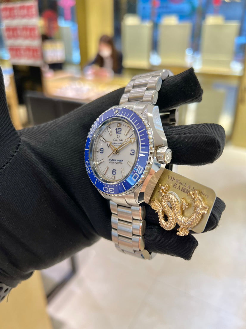  Shop Authentic Omega Planet Ocean 6000M Co Axial Master Chronometer 45.5mm White Dial Silver Steel Strap Watch for Men - 21530462104001 - Luxxuri