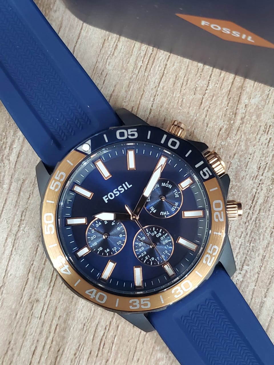  Shop Authentic Fossil Bannon Multifunction Blue Dial Blue Silicone Strap Watch for Men - BQ2498 - Luxxuri