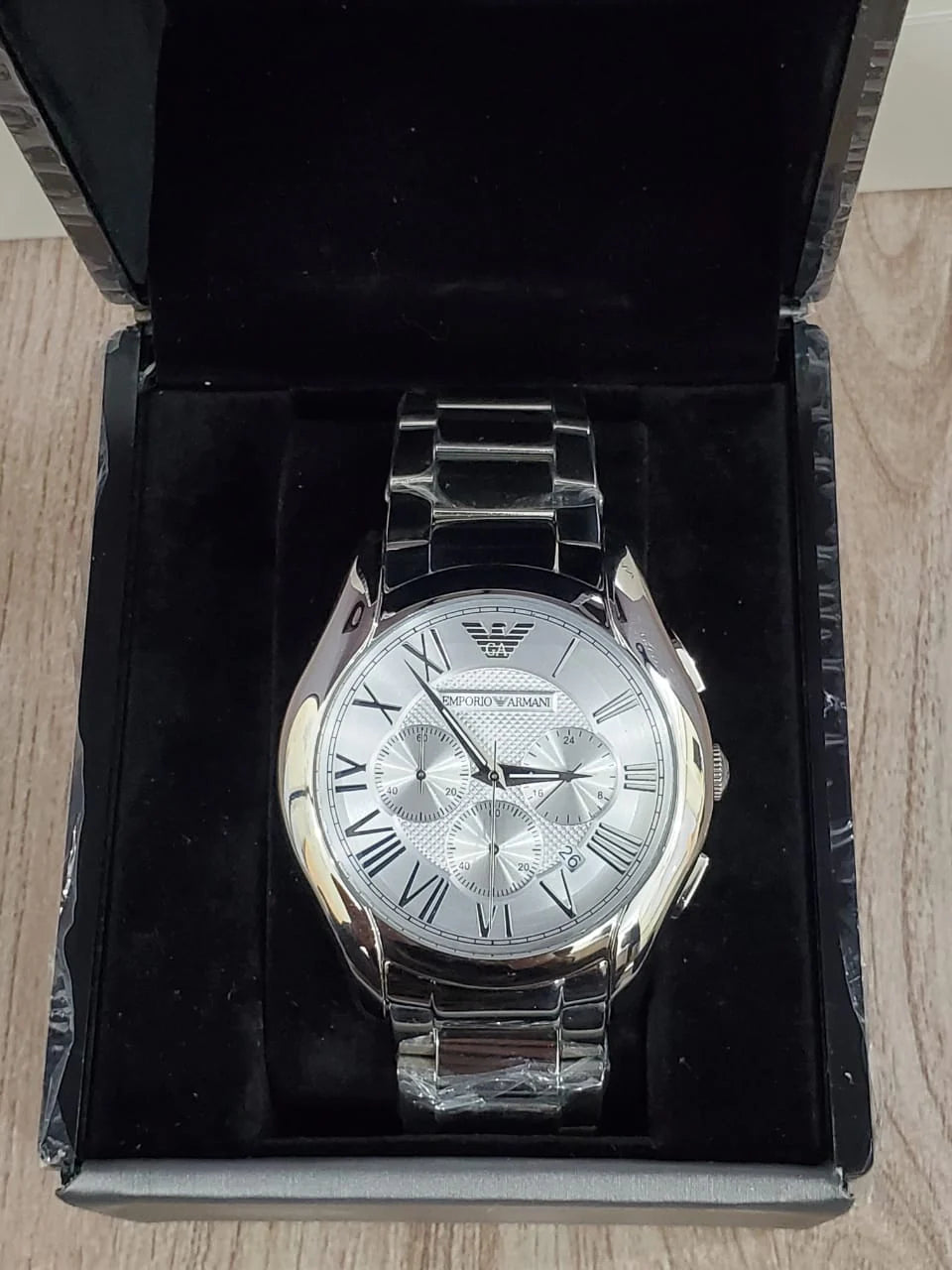  Shop Authentic Emporio Armani Valente Chronograph Silver Dial Silver Steel Strap Watch For Men - AR11081 - Luxxuri