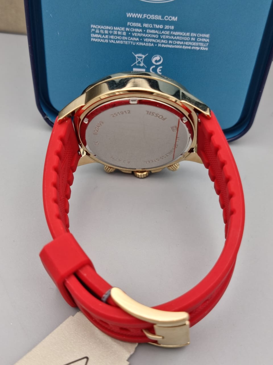  Shop Authentic Fossil Bannon Multifunction Black Dial Red Silicone Strap Watch for Men - BQ2499 - Luxxuri