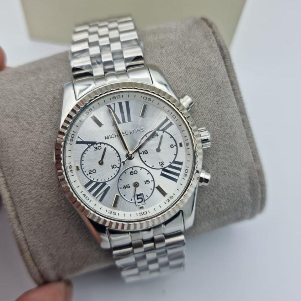  Shop Authentic Michael Kors Lexington Silver Dial Silver Steel Strap Watch for Women - MK5555 - Luxxuri