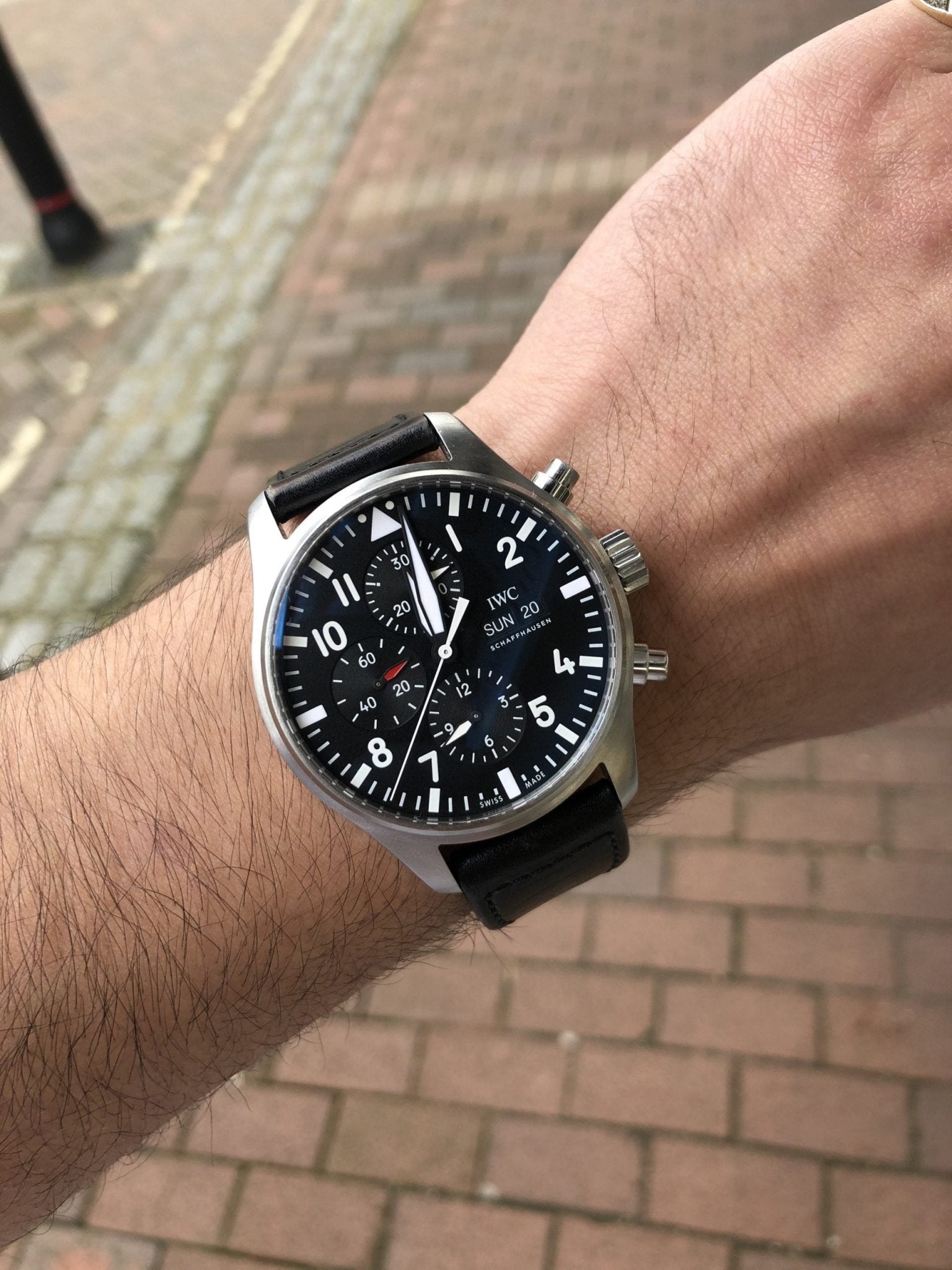  Shop Authentic IWC Pilot's Watch Chronograph Black Dial Black Leather Strap Watch for Men - IW377709 - Luxxuri