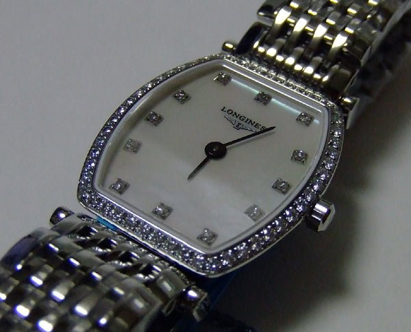  Shop Authentic Longines La Grande Classique Mother of Pearl Dial Silver Steel Strap Watch for Women - L4.288.0.87.6 - Luxxuri