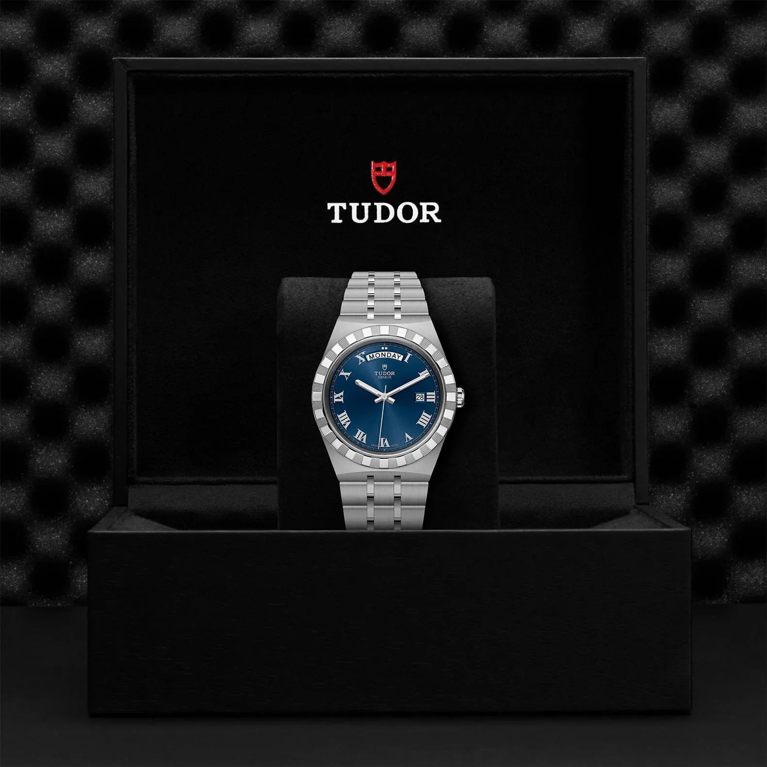  Shop Authentic Tudor Royal Automatic Blue Dial Silver Steel Strap Watch for Men - M28600-0005 - Luxxuri