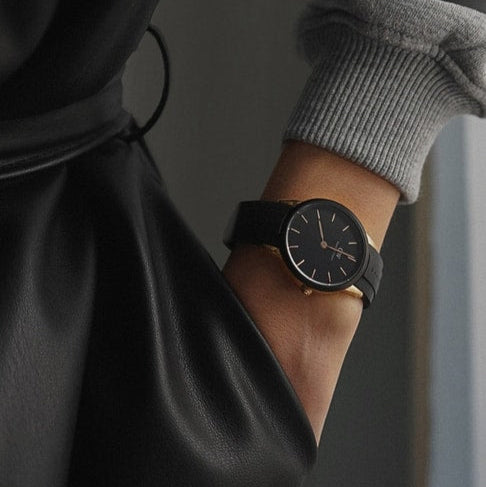  Shop Authentic Daniel Wellington Iconic Motion Black Dial Rubber Strap Watch For Women - DW00100426 - Luxxuri