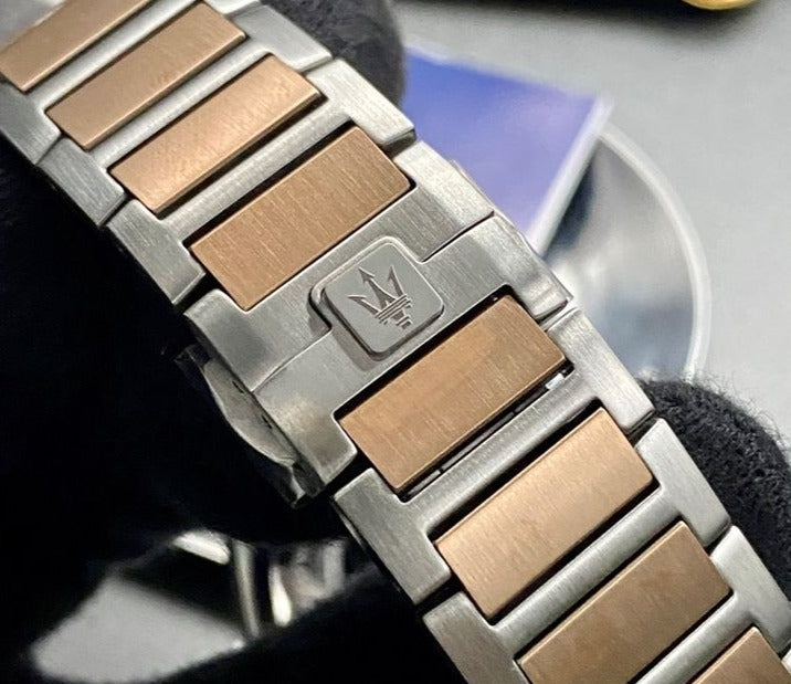  Shop Authentic Maserati Stile Chronograph Blue Dial Rose Gold Two Tone Strap Watch For Men - R8873642002 - Luxxuri