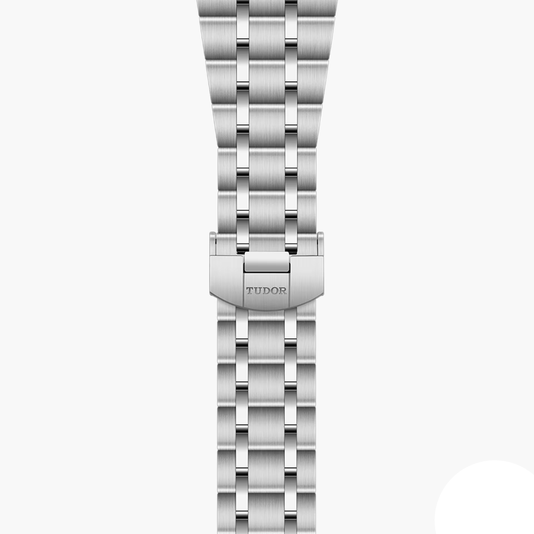  Shop Authentic Tudor Royal Automatic Blue Dial Silver Steel Strap Watch for Men - M28600-0005 - Luxxuri