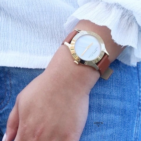 Shop Authentic Marc Jacobs Blade White Dial Brown Leather Strap Watch for Women - MBM1218 - Luxxuri