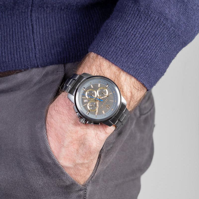  Shop Authentic Maserati Successo Chronograph Gray Dial Gray Steel Strap Watch For Men - R8873621007 - Luxxuri