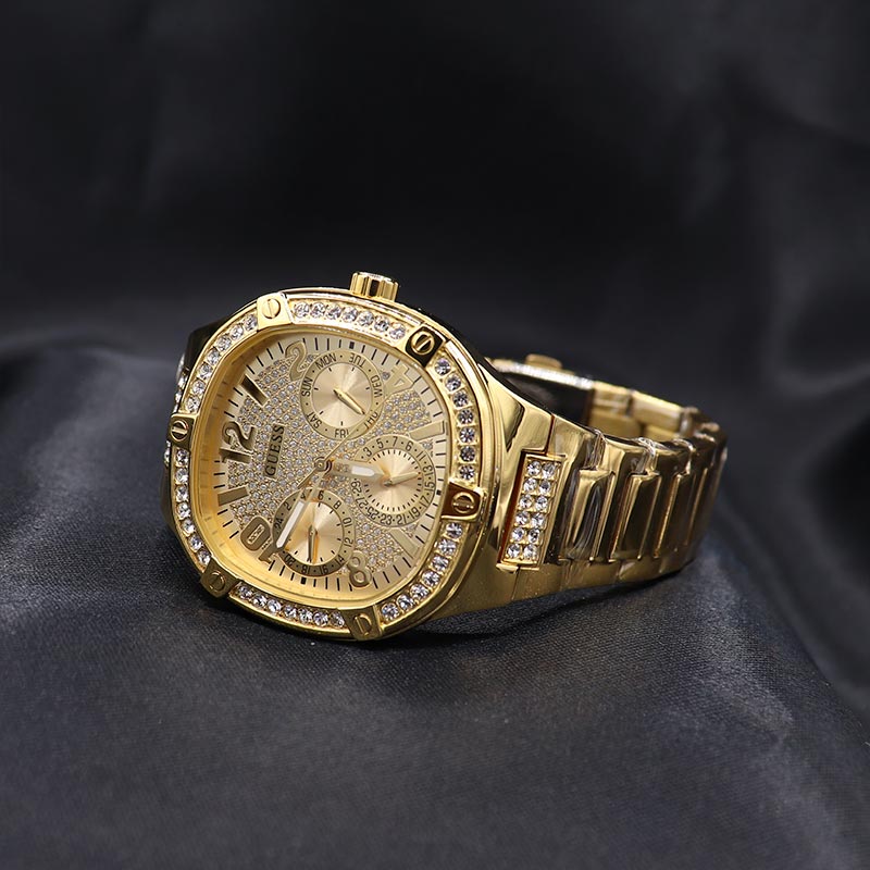  Shop Authentic Guess Duchess Quartz Gold Dial Gold Steel Strap Watch For Women - GW0558L2 - Luxxuri