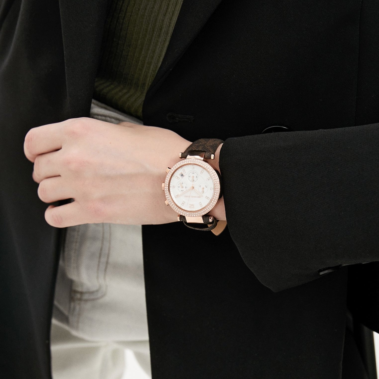  Shop Authentic Michael Kors Parker Chronograph White Dial Brown Leather Strap Watch For Women - MK6917 - Luxxuri