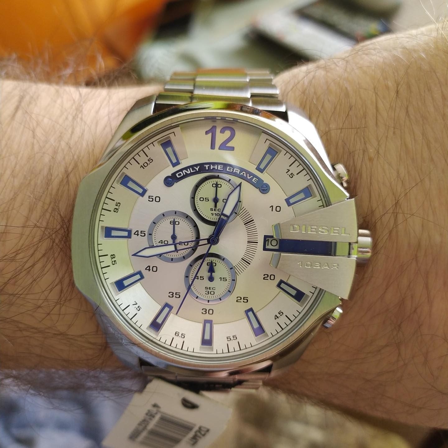  Shop Authentic Diesel Mega Chief Chronograph Silver Dial Silver Steel Strap Watch For Men - DZ4477 - Luxxuri