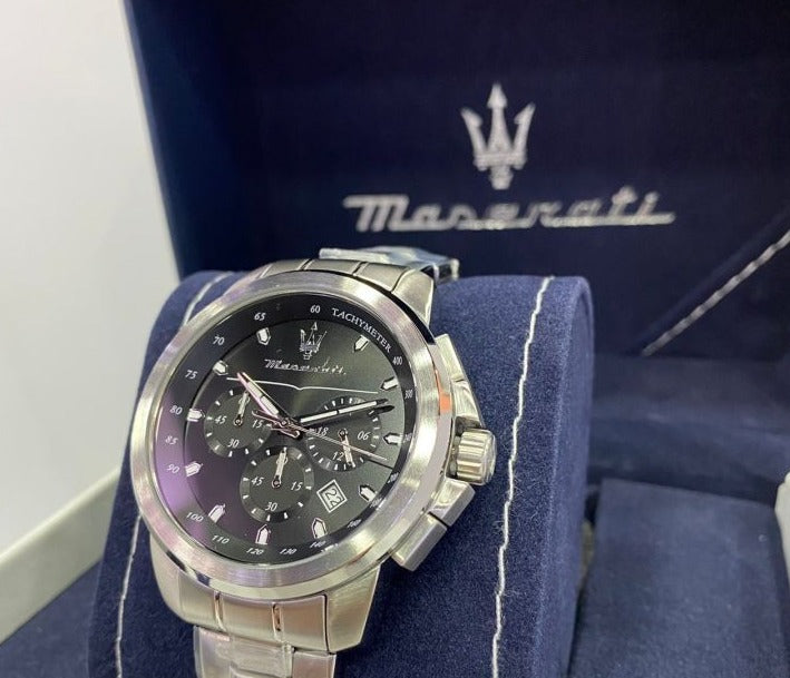  Shop Authentic Maserati Successo Chronograph Black Dial Silver Steel Strap Watch For Men - R8873621001 - Luxxuri