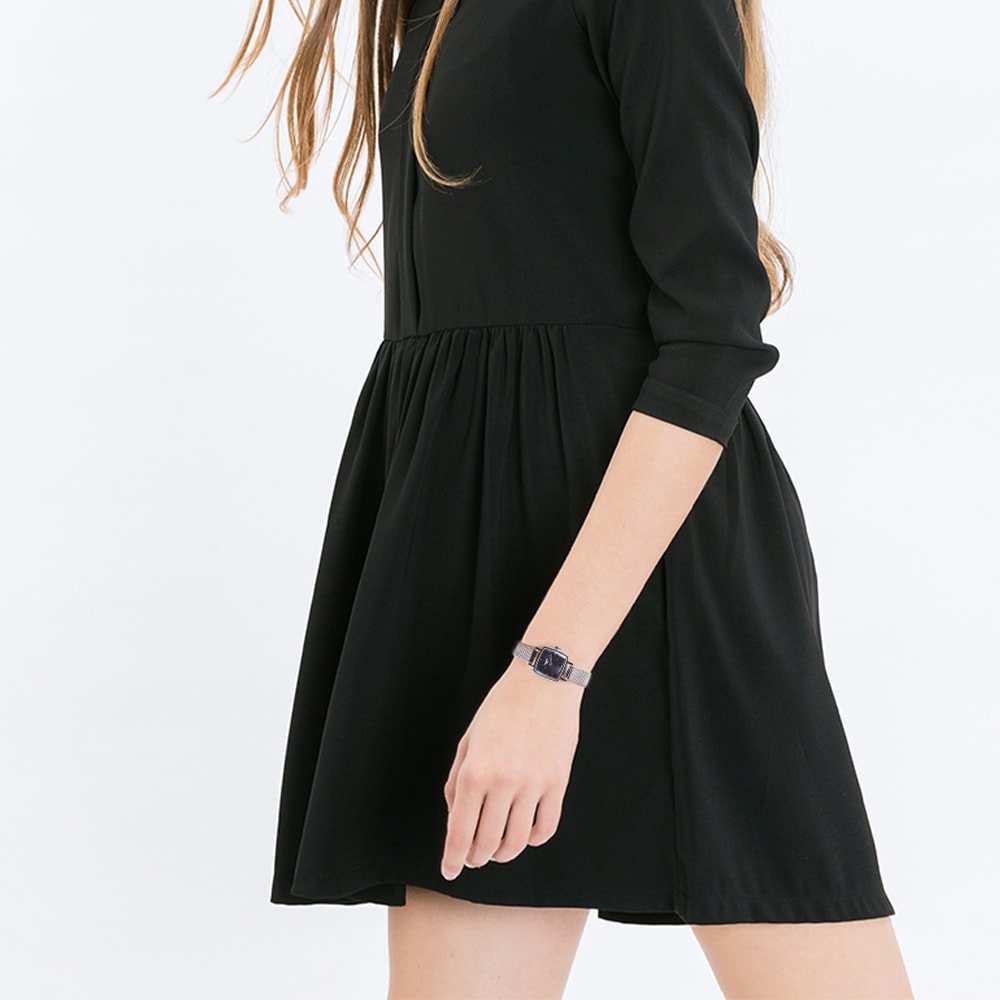  Shop Authentic Tissot Lovely Square Blue Dial Silver Mesh Bracelet Watch For Women - T058.109.11.041.00 - Luxxuri