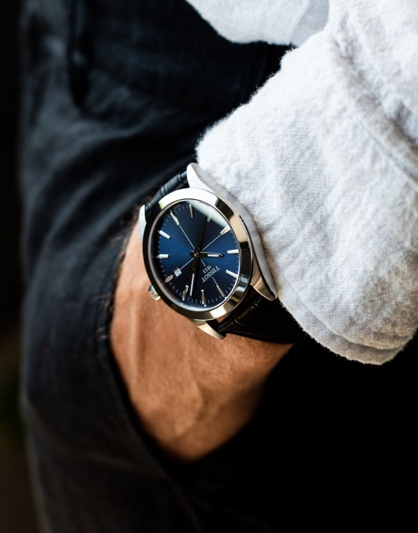  Shop Authentic Tissot Gentlemen Blue Dial Black Leather Strap Watch for Men - T127.410.16.041.01 - Luxxuri