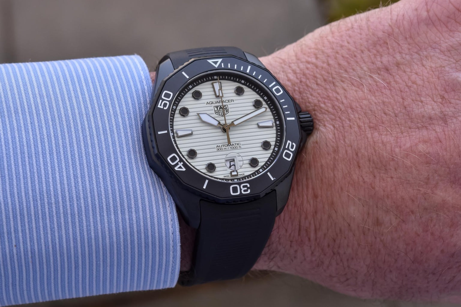  Shop Authentic Tag Heuer Aquaracer Professional 300 Automatic White Dial Black Rubber Strap Watch for Men - WBP201D.FT6197 - Luxxuri