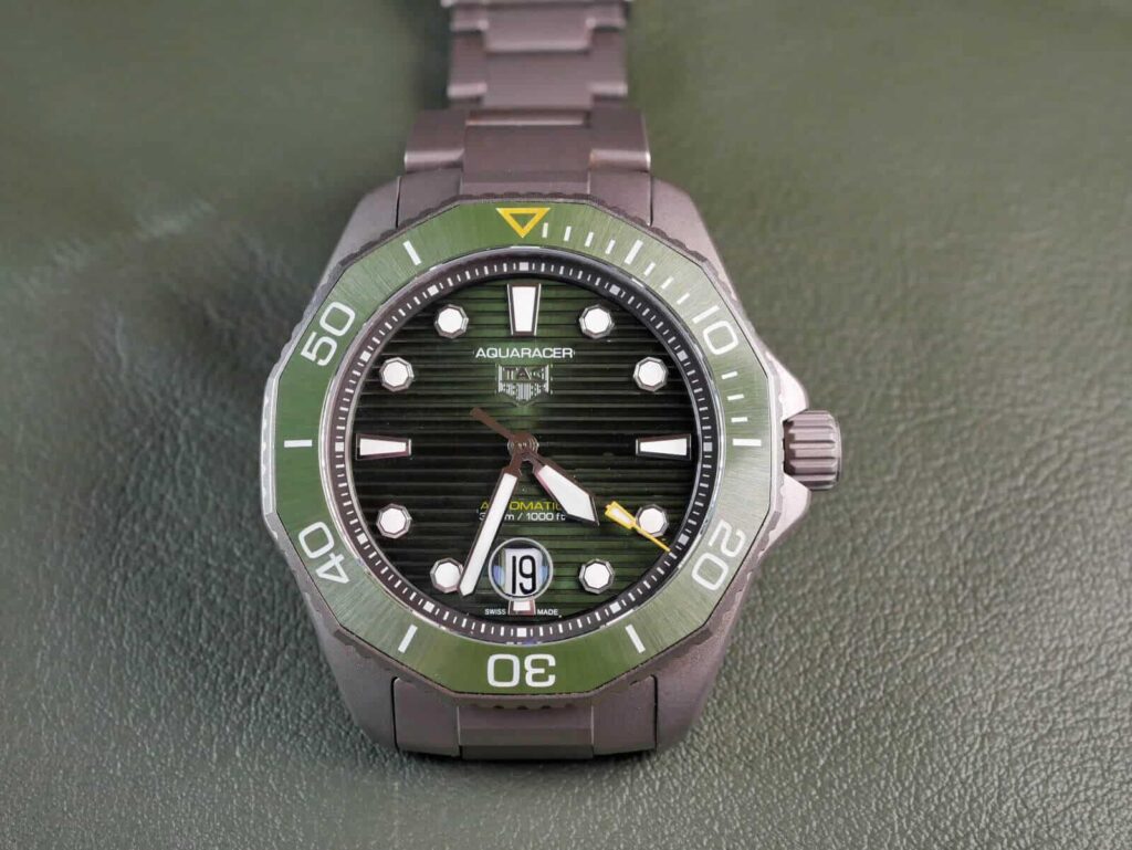  Shop Authentic Tag Heuer Aquaracer Professional 300 Automatic Green Dial Silver Steel Strap Watch for Men - WBP208B.BF0631 - Luxxuri