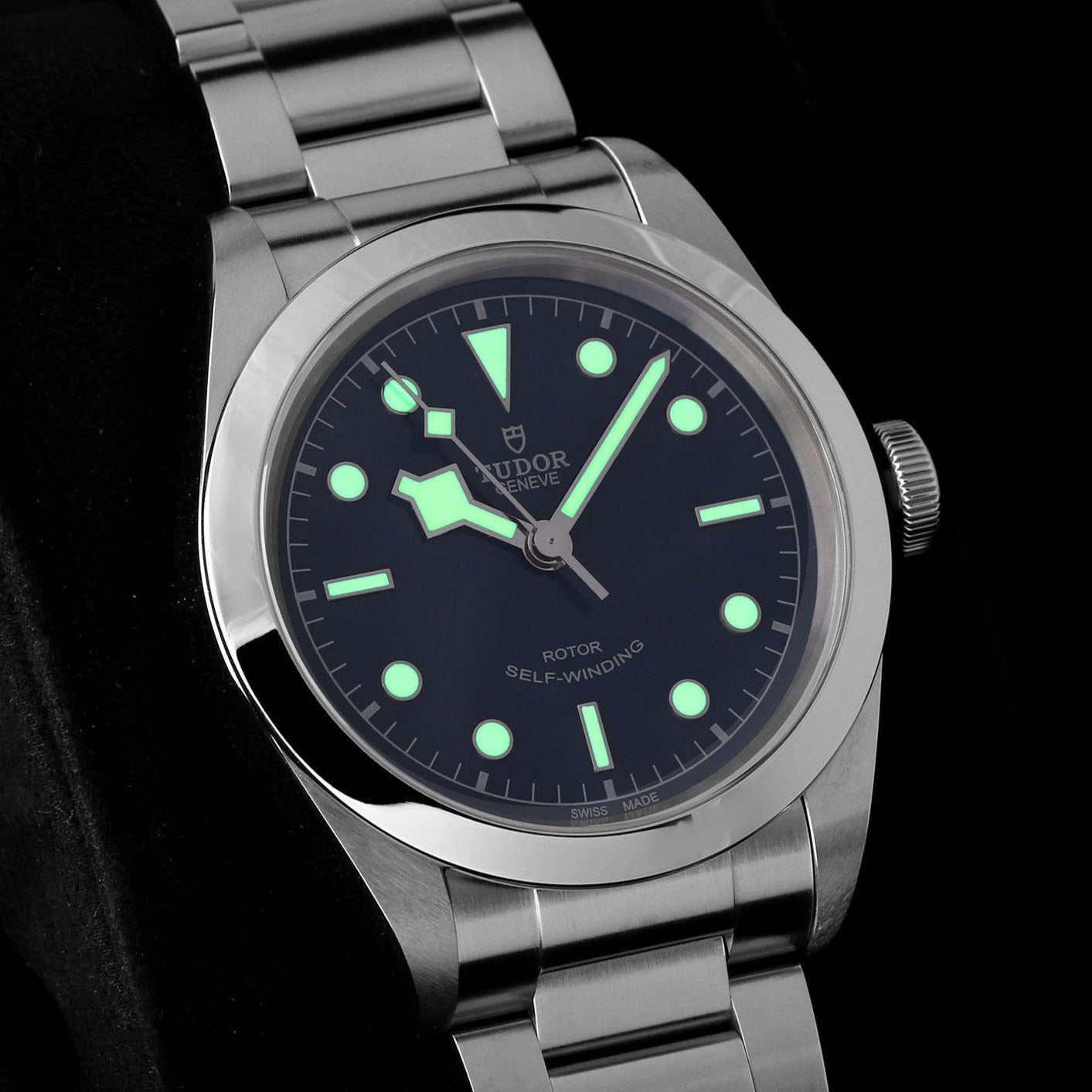  Shop Authentic Tudor Black Bay Automatic Blue Dial Silver Steel Strap Watch for Men - M79540-0004 - Luxxuri