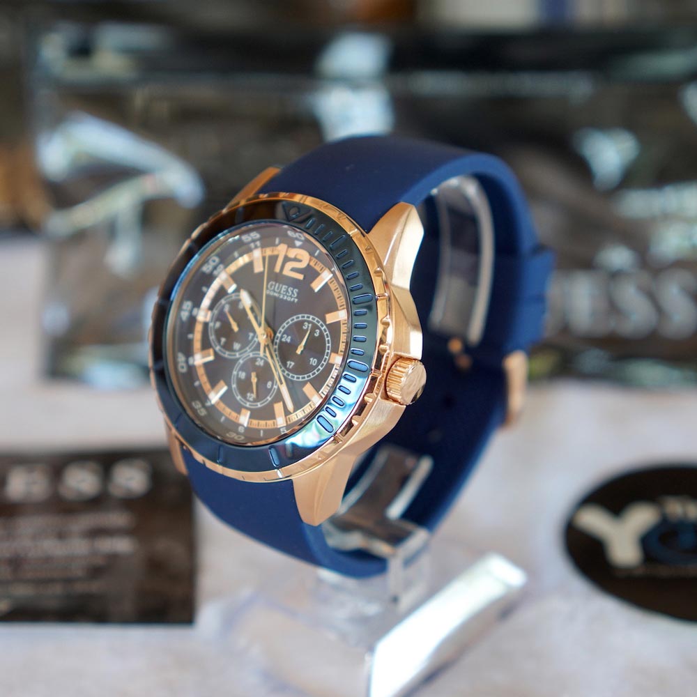  Shop Authentic Guess Maverick Blue Dial Blue Rubber Strap Watch for Men - W0485G1 - Luxxuri