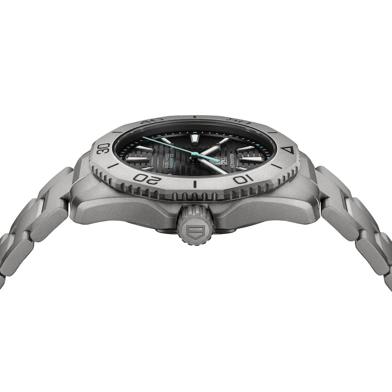  Shop Authentic Tag Heuer Aquaracer Professional 200 Solargraph Quartz Black Dial Silver Steel Strap Watch for Men - WBP1180.BF0000 - Luxxuri