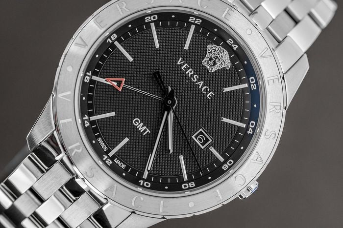  Shop Authentic Versace Univers Analog Black Dial Silver Steel Strap Watch for Men - VEBK00418 - Luxxuri