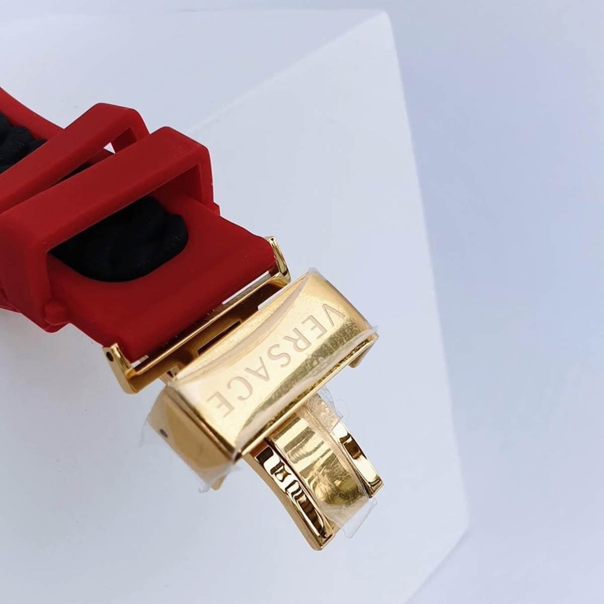  Shop Authentic Versace Chain Reaction Quartz Black Dial Red & Black Rubber Strap Watch for Men - VEDY00319 - Luxxuri