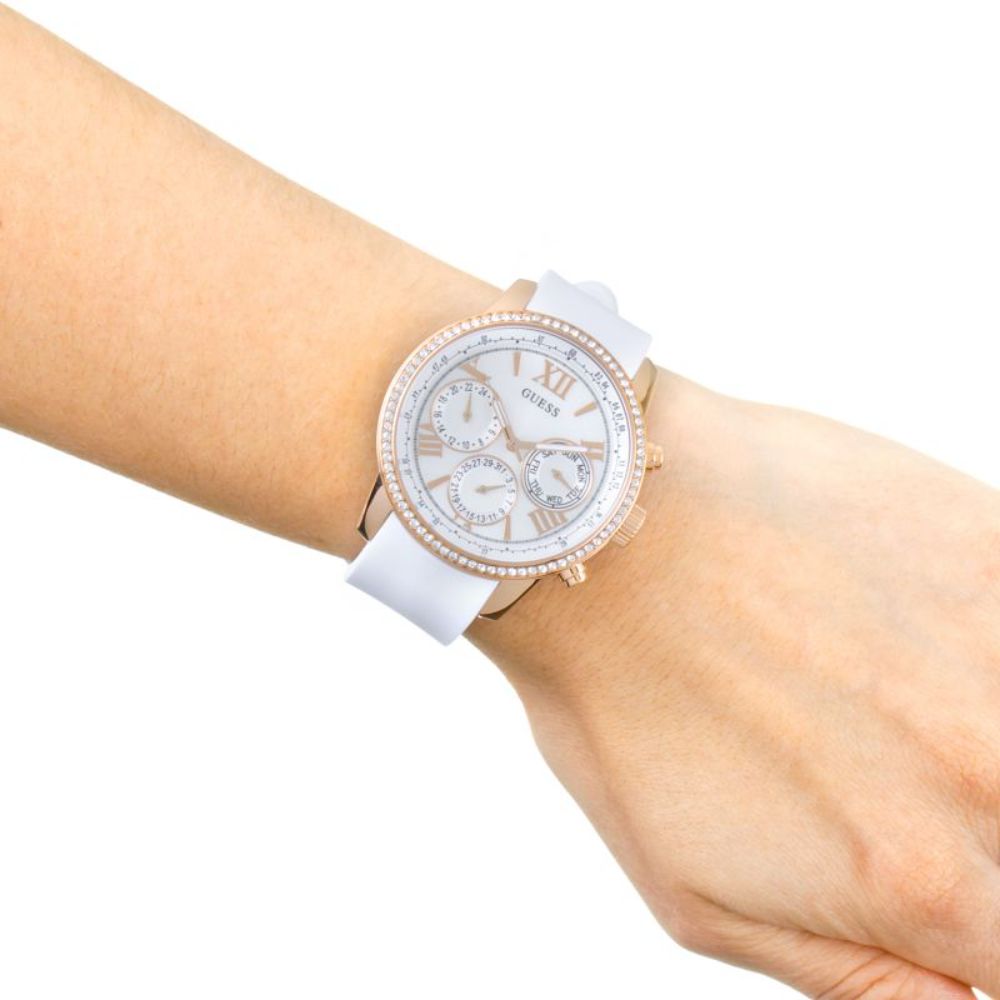  Shop Authentic Guess Sport White Dial White Rubber Strap Watch For Women - W0616L1 - Luxxuri