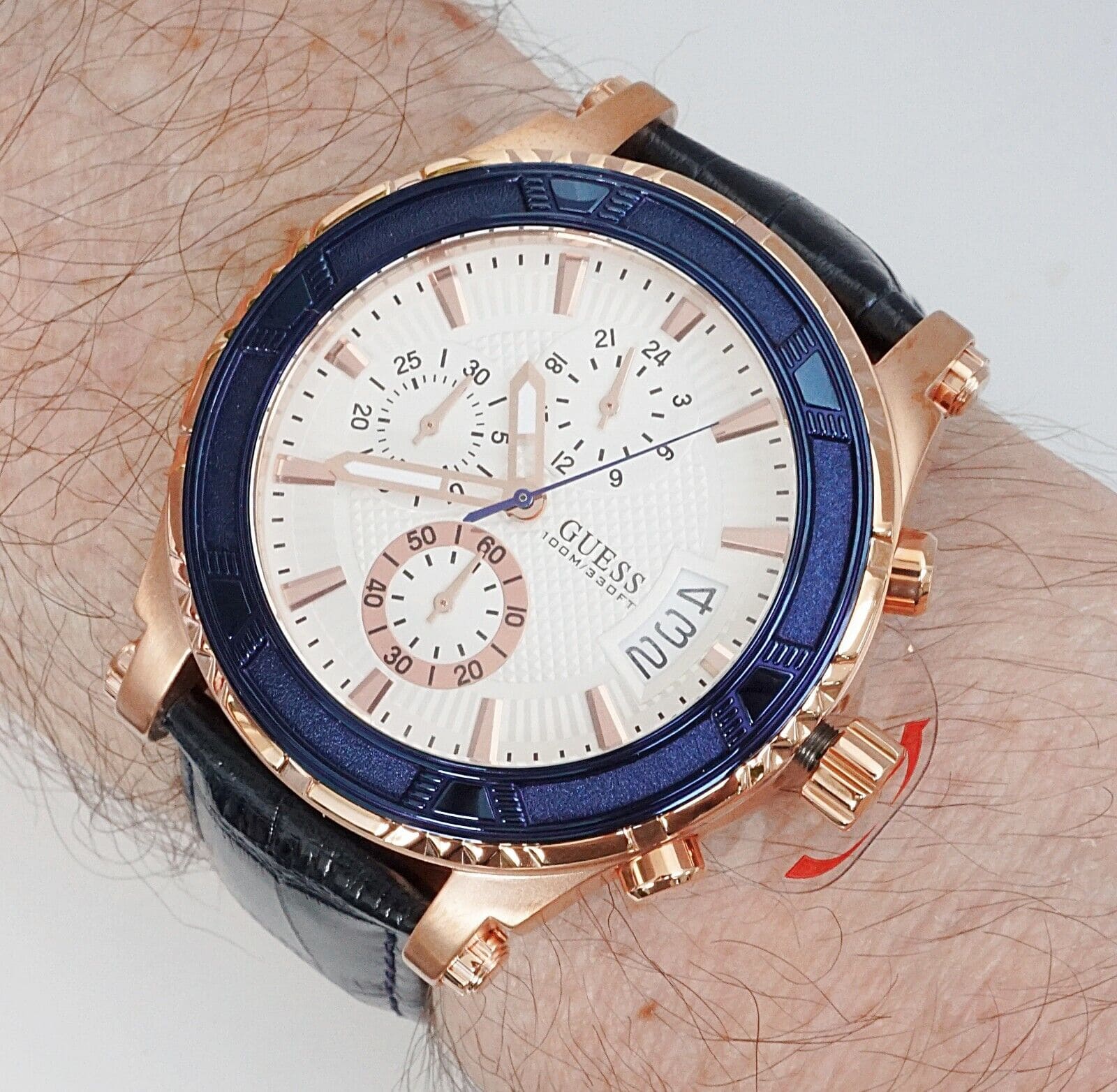  Shop Authentic Guess Pinnacle Chronograph White Dial Blue Leather Strap Watch For Men - W0673G6 - Luxxuri