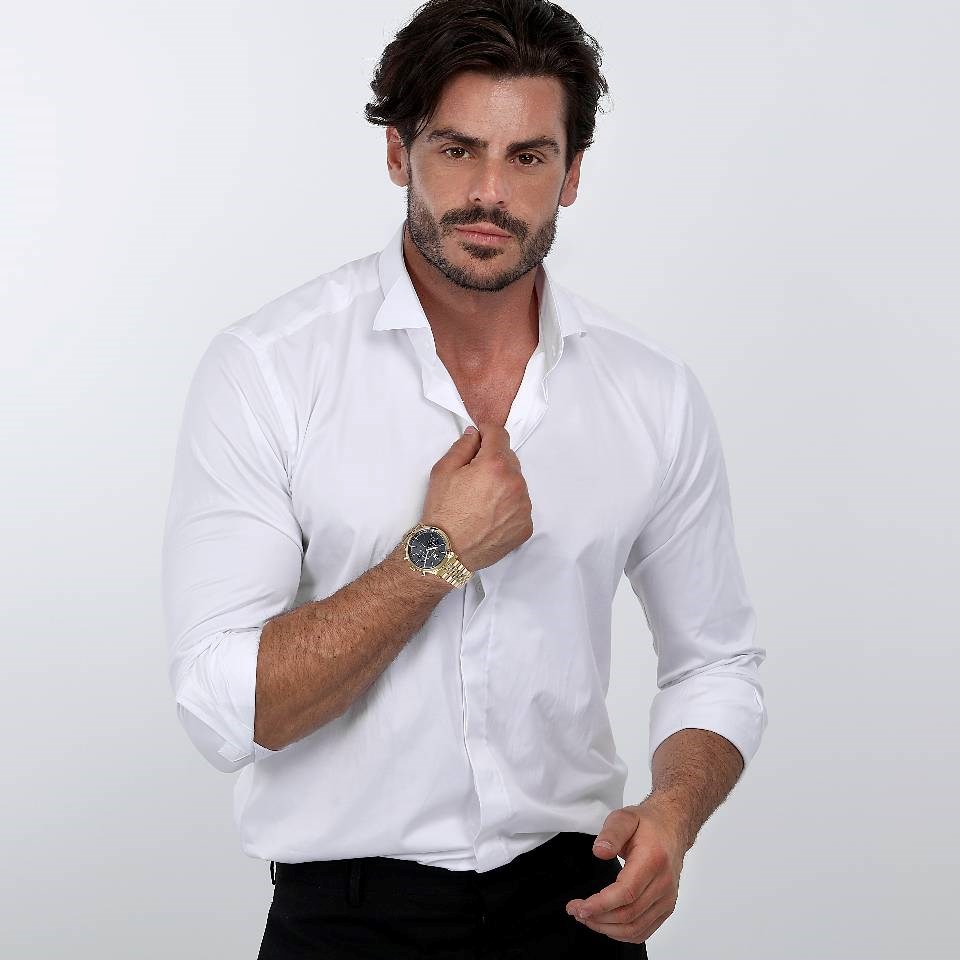  Shop Authentic Maserati Epoca Chronograph Black Dial Gold Steel Strap Watch For Men - R8873618023 - Luxxuri