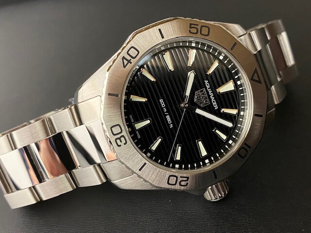  Shop Authentic Tag Heuer Aquaracer Professional 200 Quartz Black Dial Silver Steel Strap Watch for Men - WBP1110.BA0627 - Luxxuri
