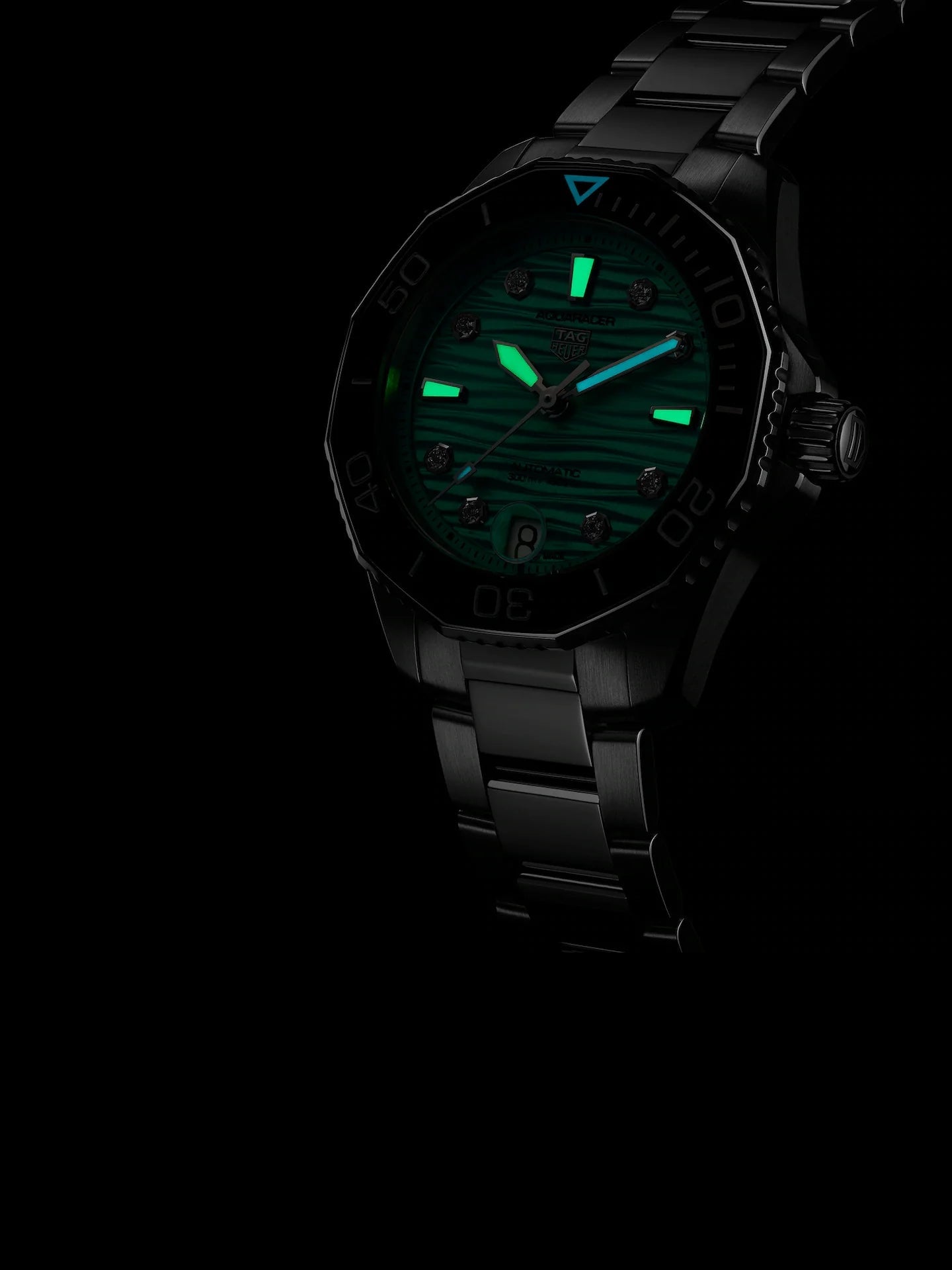  Shop Authentic Tag Heuer Aquaracer Professional 300 Automatic Diamonds Green Dial Silver Steel Strap Watch for Women - WBP231K.BA0618 - Luxxuri