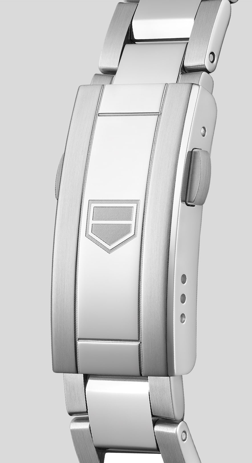  Shop Authentic Tag Heuer Aquaracer Professional 200 Automatic Diamond Blue Dial Silver Steel Strap Watch for Women - WBP2411.BA0622 - Luxxuri