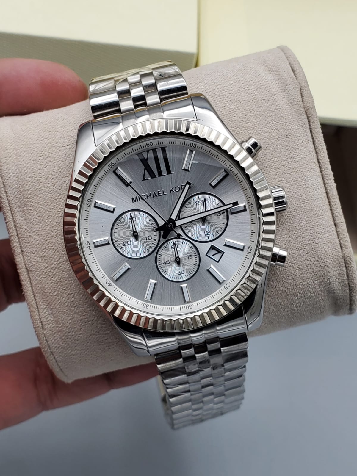  Shop Authentic Michael Kors Lexington Silver Dial Silver Steel Strap Watch for Men - MK8405 - Luxxuri
