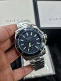  Shop Authentic Gucci Dive Quartz Black Dial Silver Steel Strap Watch For Men - YA136221 - Luxxuri