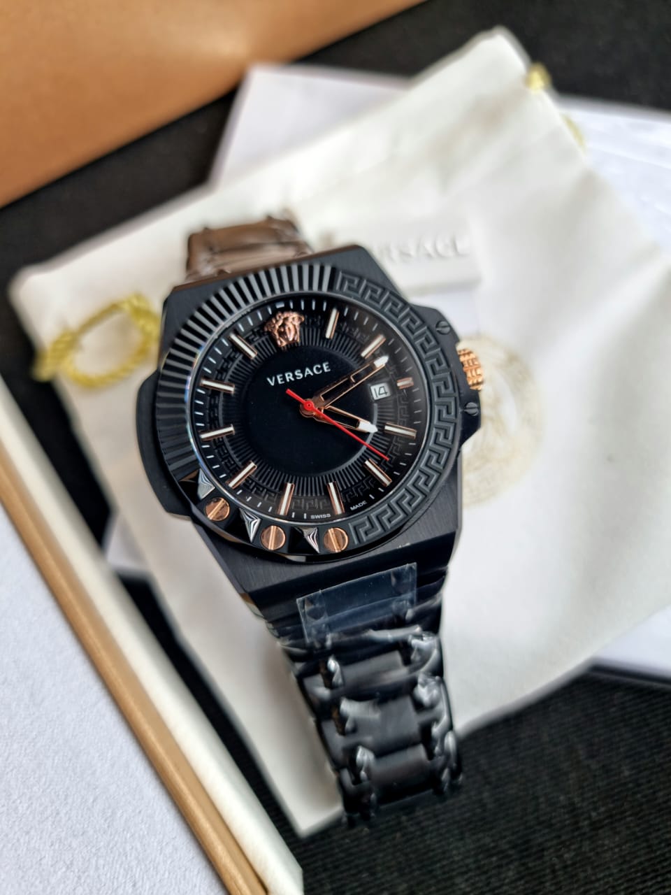  Shop Authentic Versace Chain Reaction Quartz Black Dial Black Steel Strap Watch for Men - VEDY00719 - Luxxuri